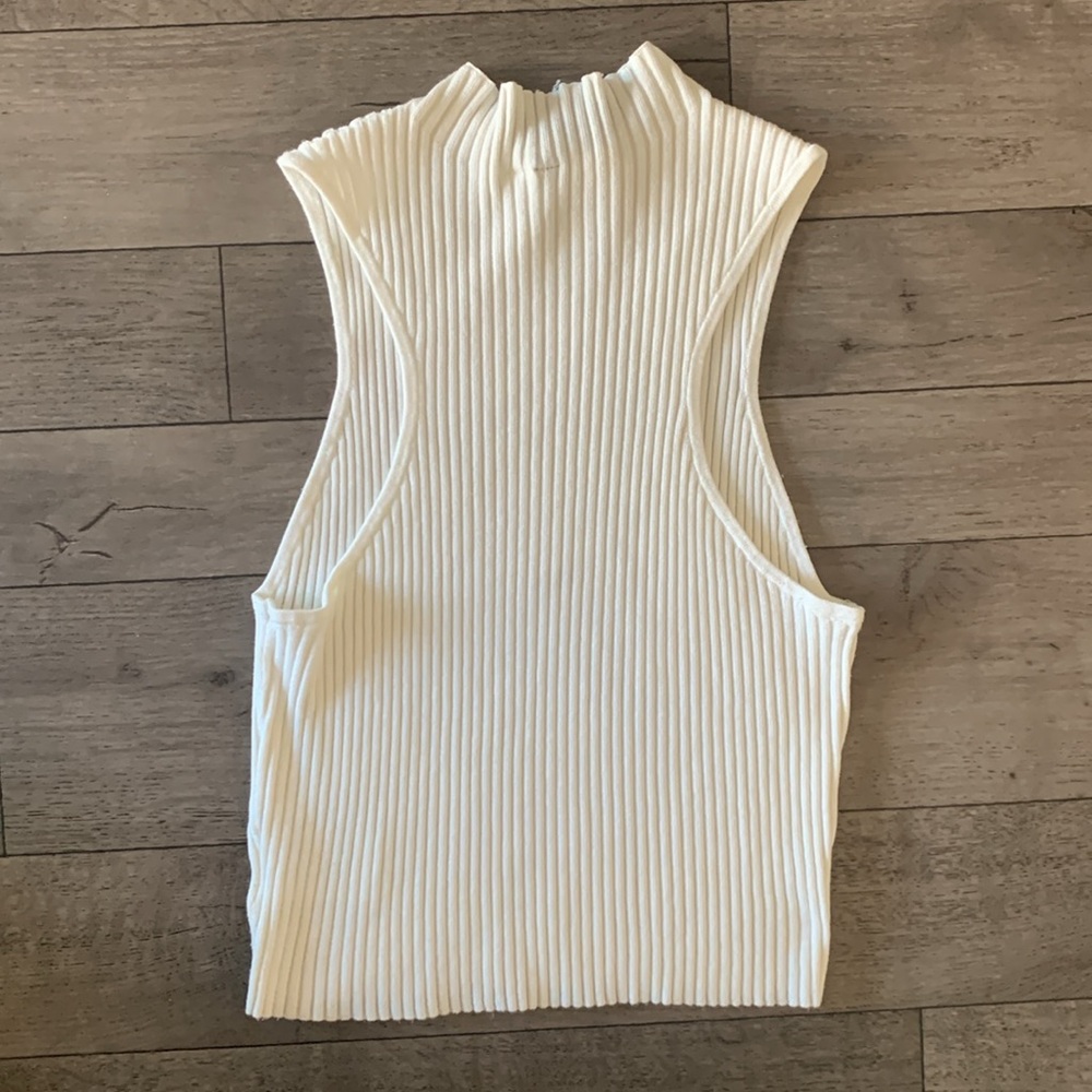 H&M Ribbed Tank Top - Picture 3 of 3